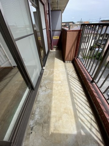 23/30 バルコニー