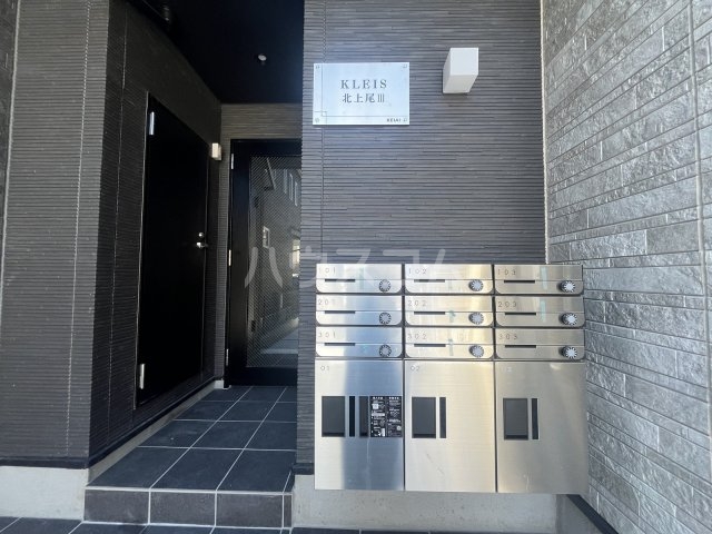 19/25 エントランス