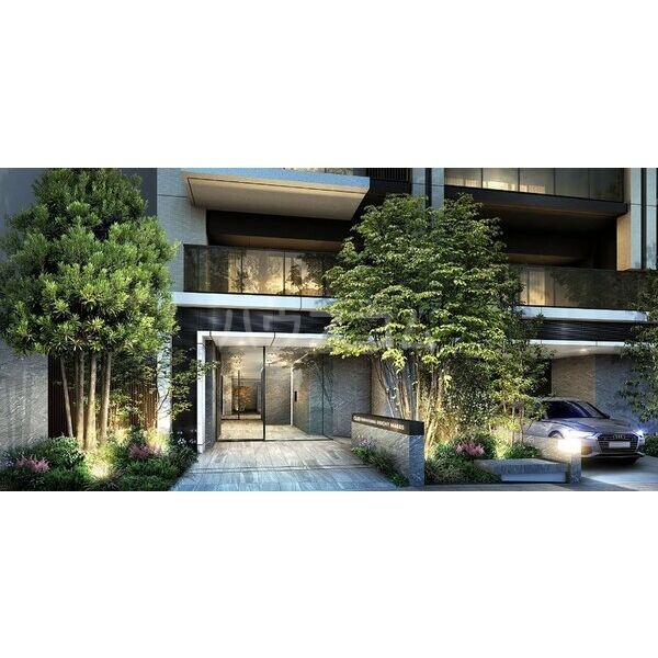 16/16 エントランス