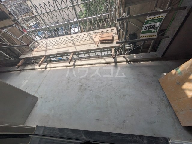 23/30 バルコニー