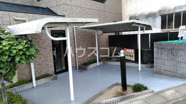 19/26 エントランス