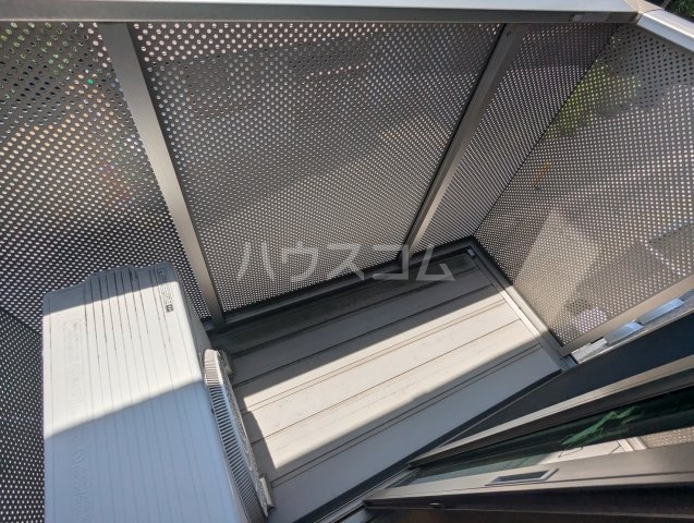 15/26 バルコニー
