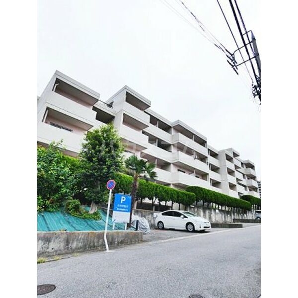 14/21 エントランス