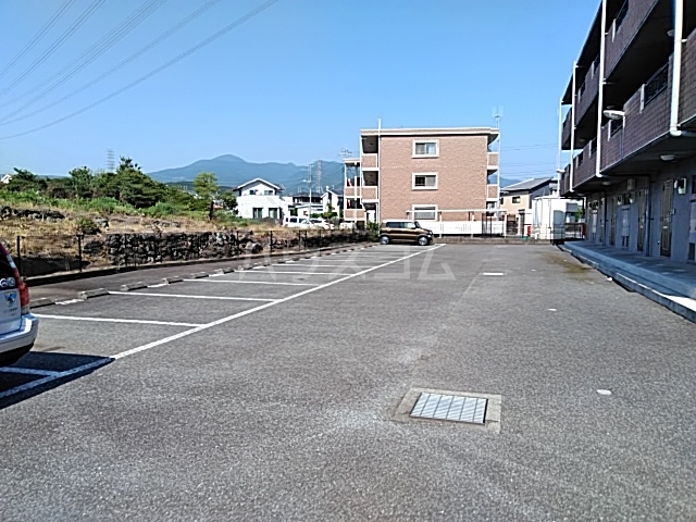 21/24 駐車場