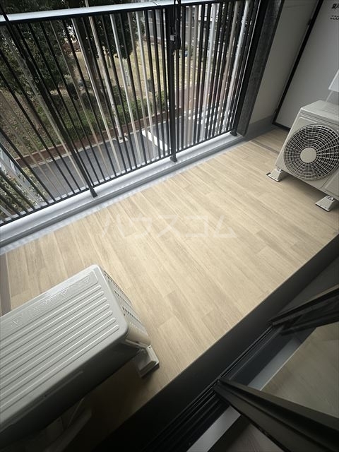 17/26 バルコニー