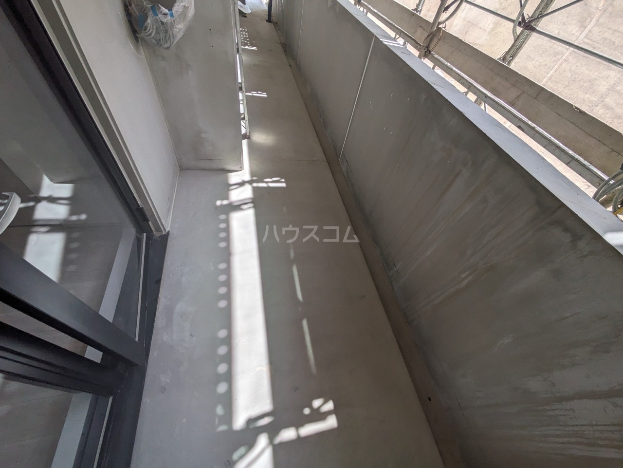 18/26 バルコニー