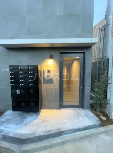 2/5 エントランス