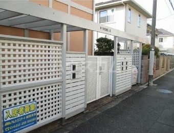 14/22 エントランス