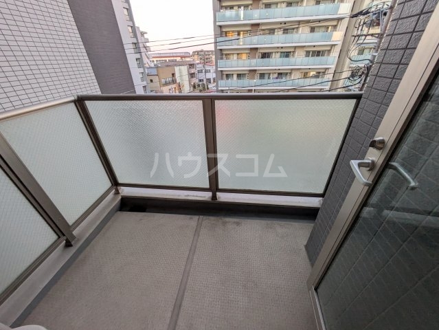 18/25 バルコニー