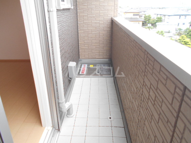 21/30 バルコニー