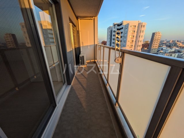 13/30 バルコニー