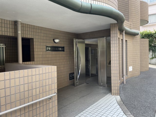 17/18 エントランス