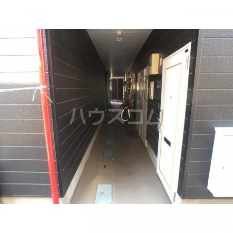 19/28 エントランス