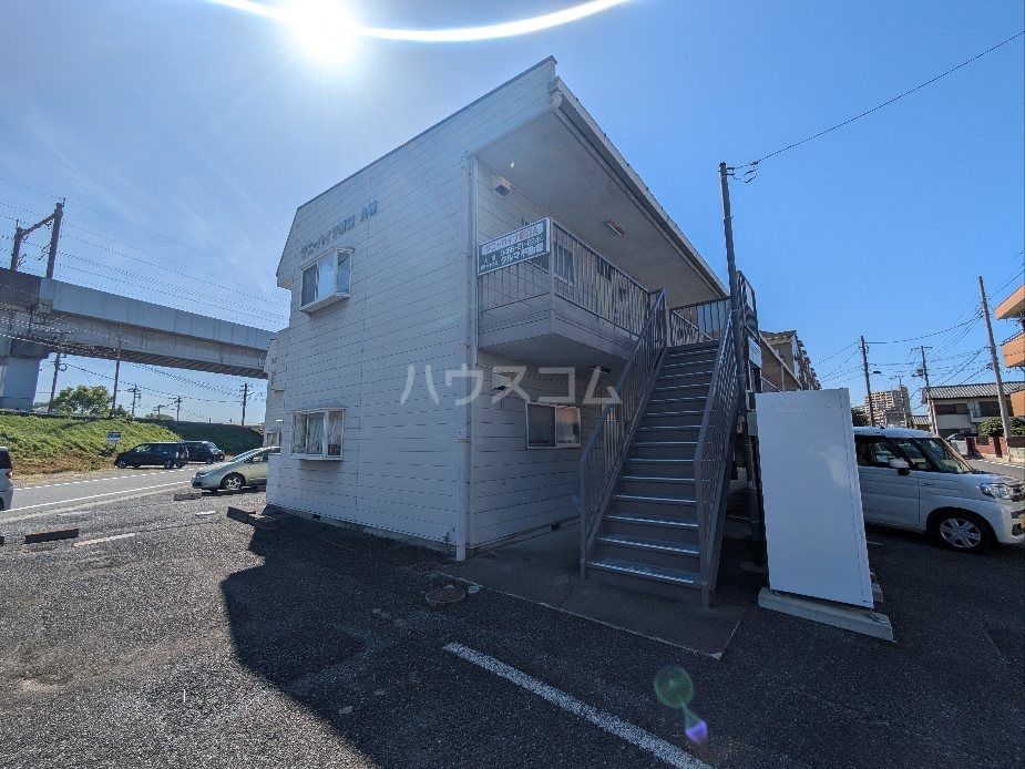 19/30 エントランス