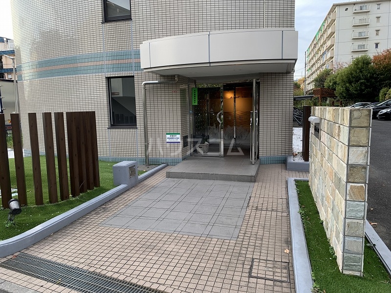 2/6 エントランス