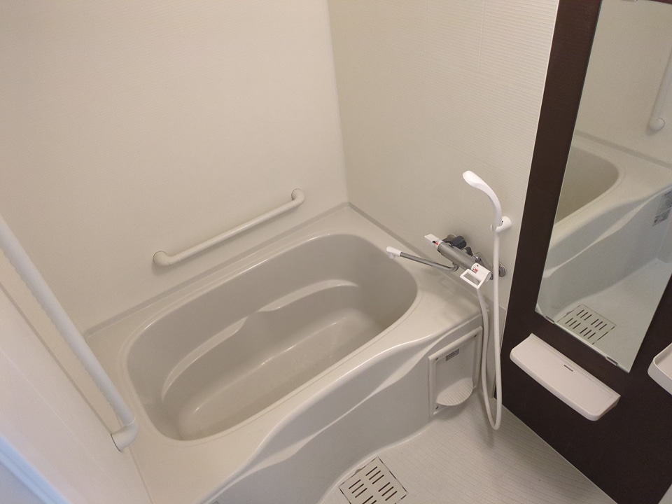 14/30 浴室
