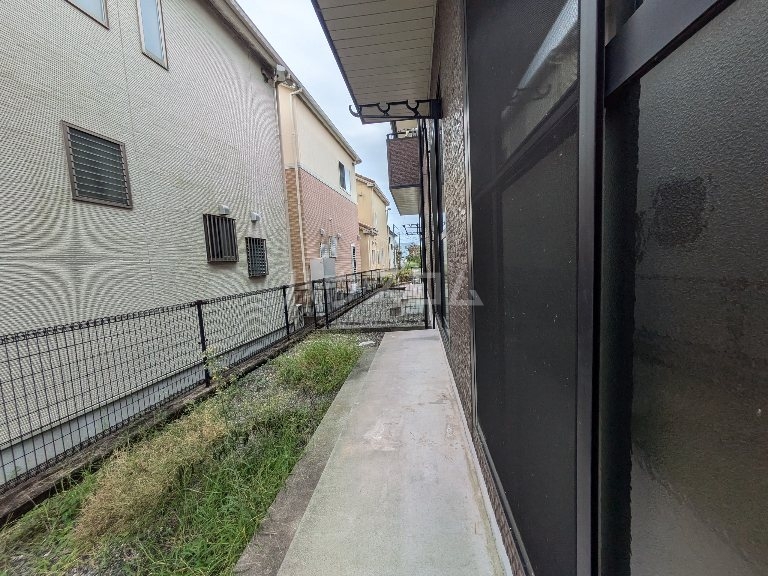 23/30 バルコニー