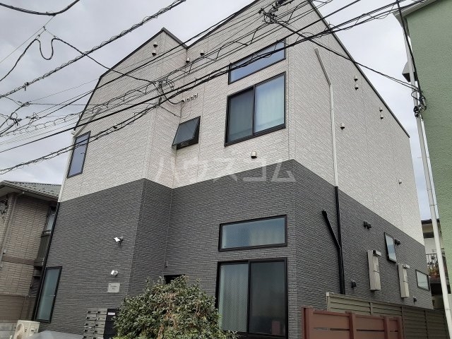 2/4 外観