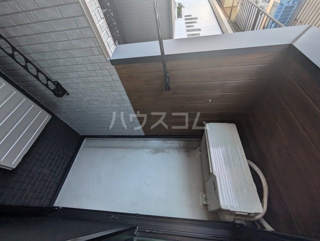 19/30 バルコニー