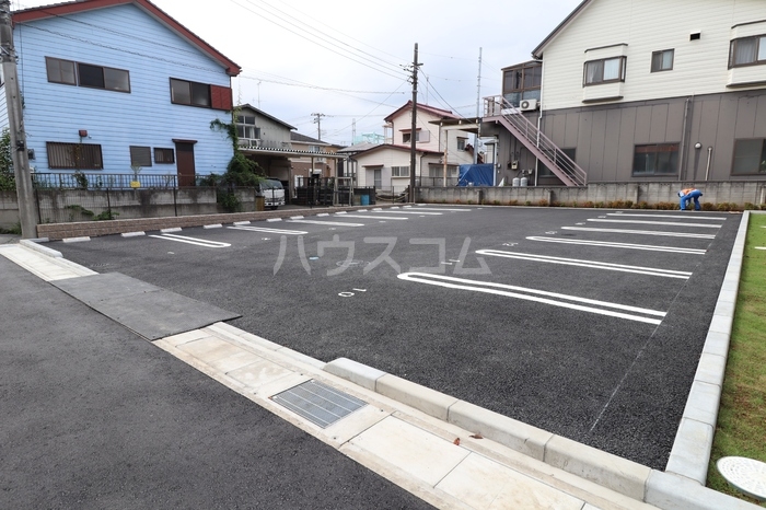 16/25 駐車場