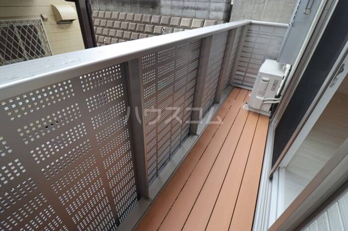 13/21 バルコニー