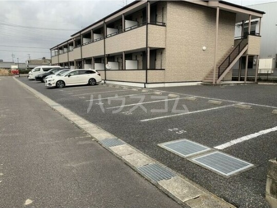 2/10 駐車場
