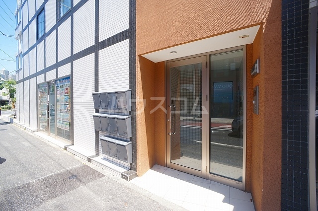 29/30 エントランス