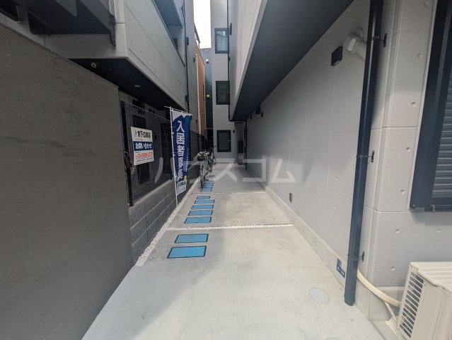 29/30 エントランス