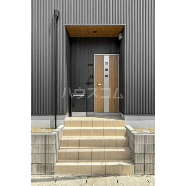 14/24 エントランス