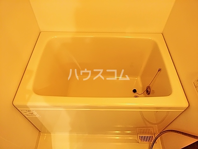 16/30 浴室