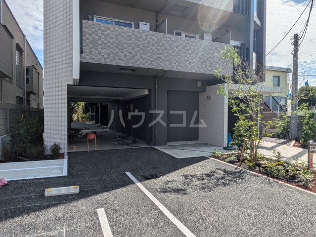29/30 エントランス