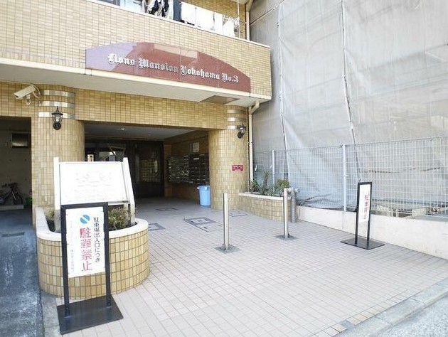 17/21 エントランス