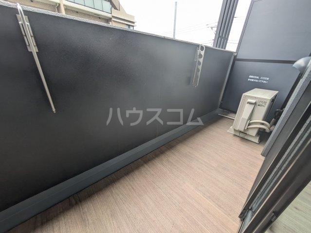 21/30 バルコニー