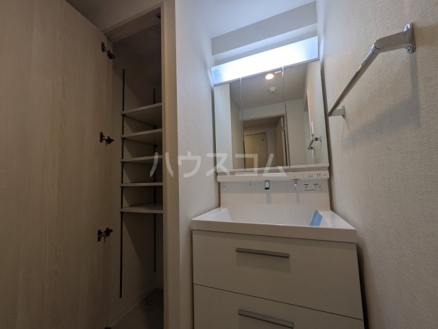 17/30 洗面