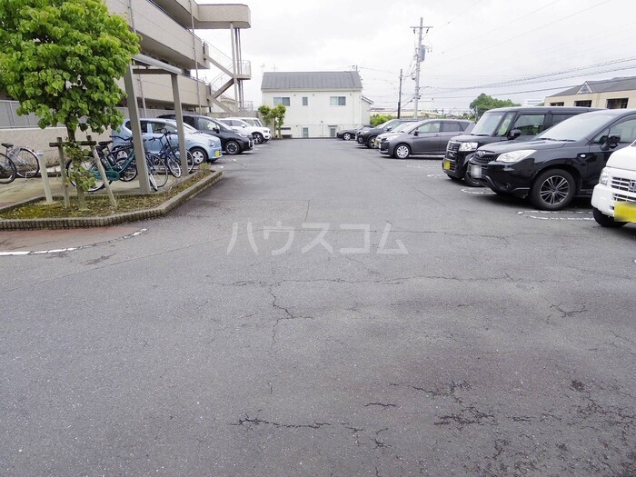 19/25 駐車場