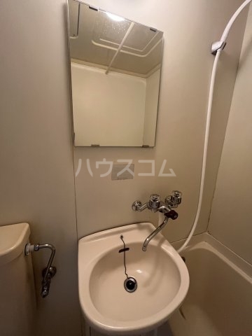 15/30 洗面