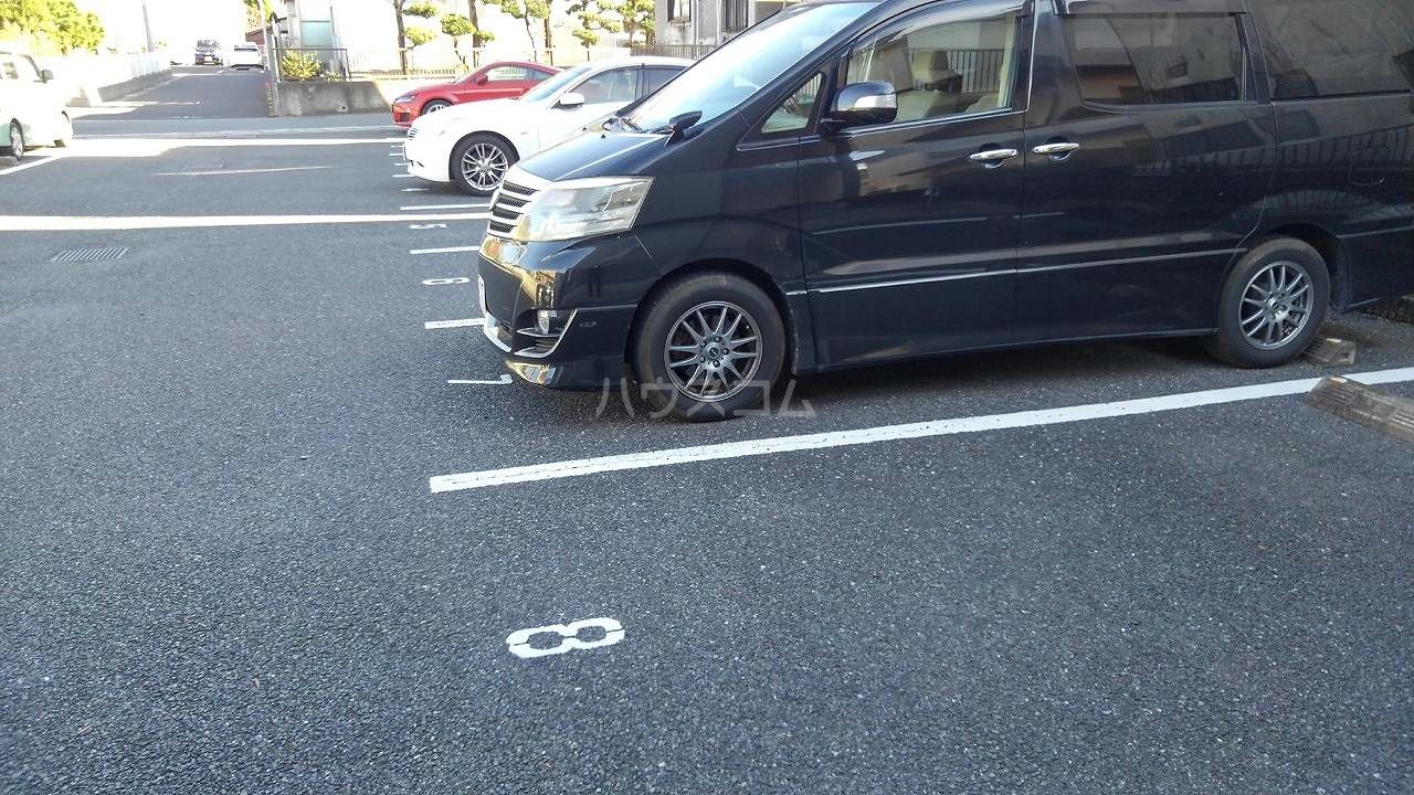 2/2 駐車場