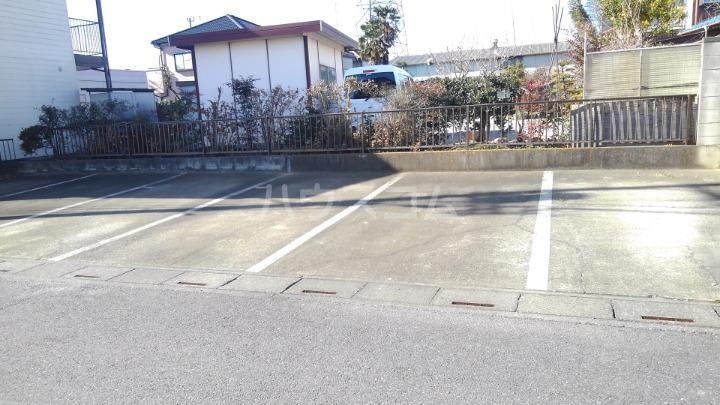 15/25 駐車場