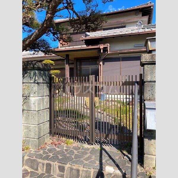 15/15 エントランス