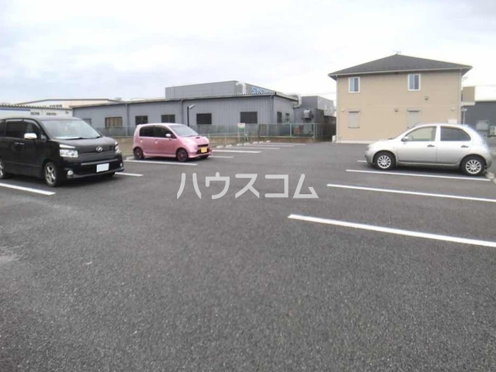 22/30 駐車場