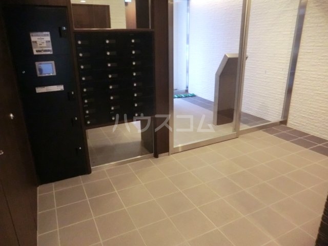 2/6 エントランス