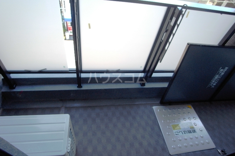 13/16 バルコニー