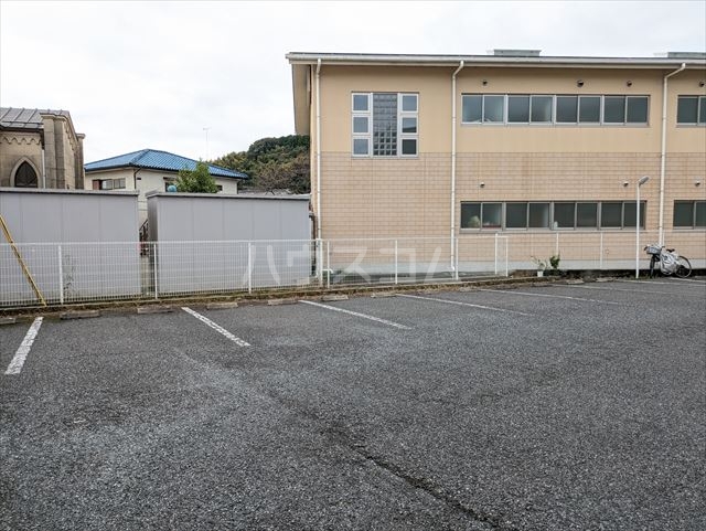 22/30 駐車場