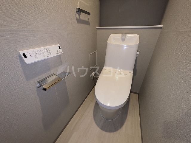 13/30 トイレ