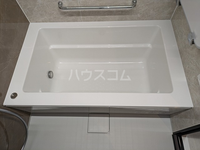 13/30 浴室
