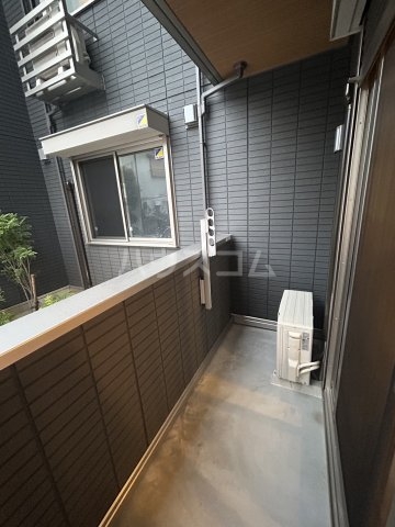 13/25 バルコニー