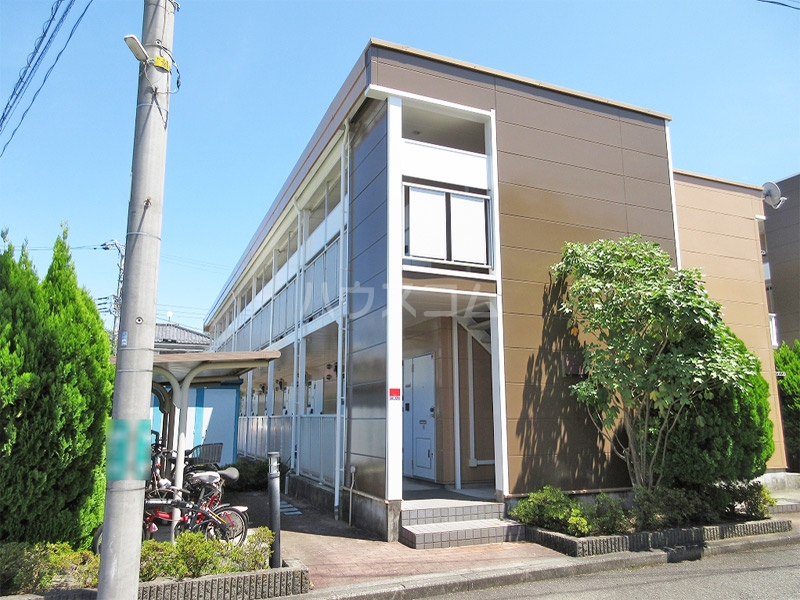 2/4 エントランス