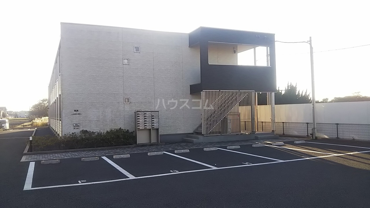 2/2 駐車場