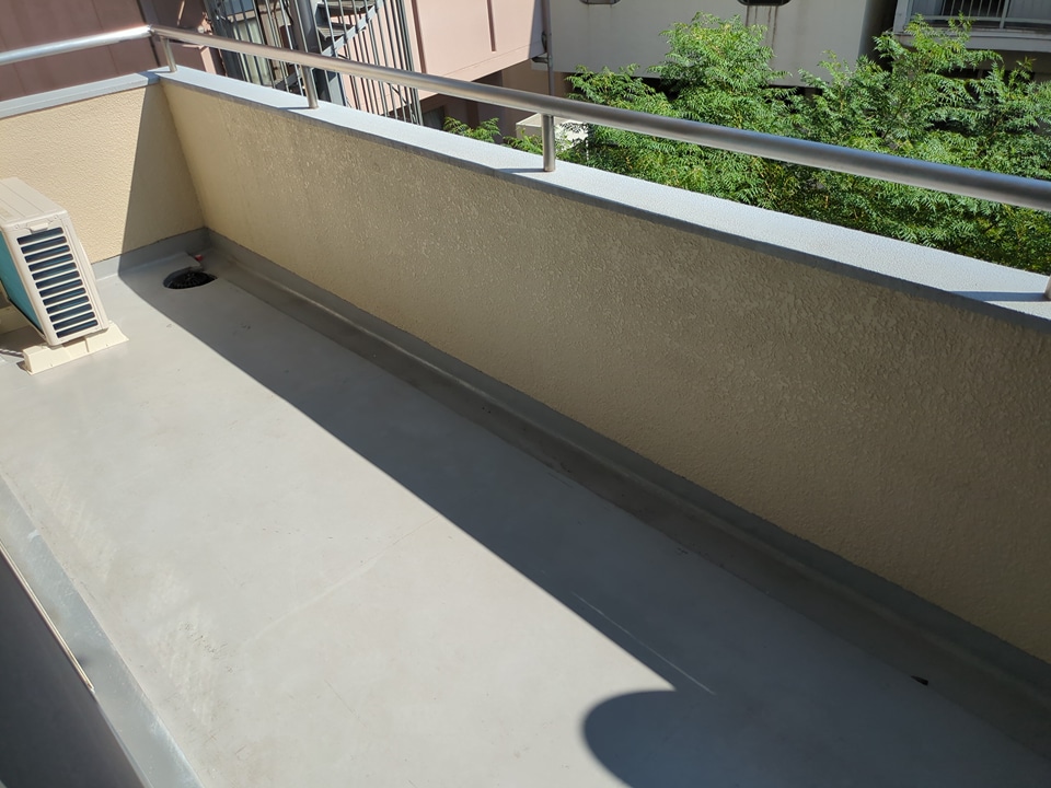 25/30 バルコニー