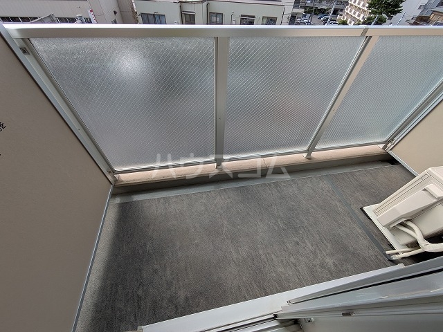 15/27 バルコニー